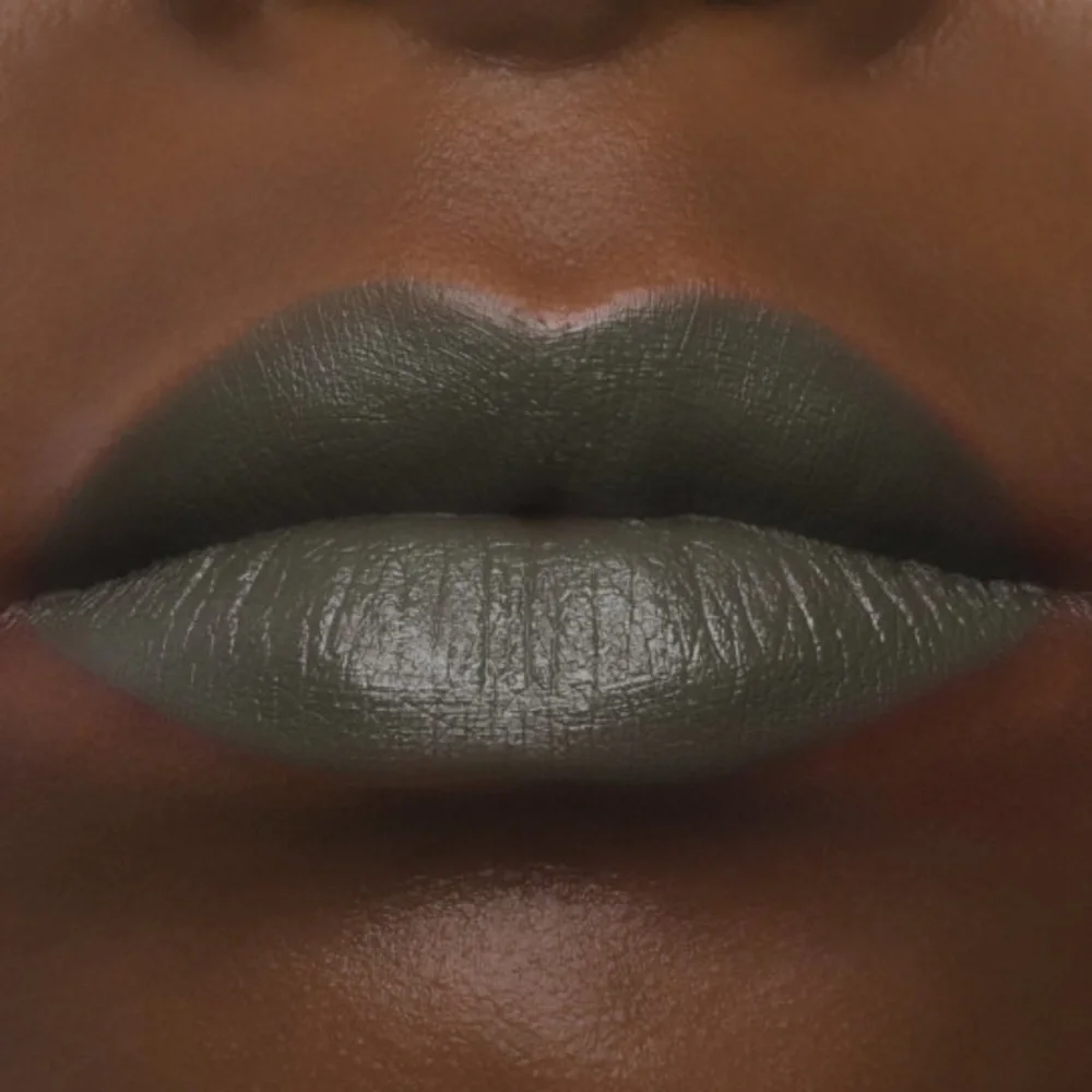 Jeffree Star Velvet Trap Lipstick Shade So Jaded